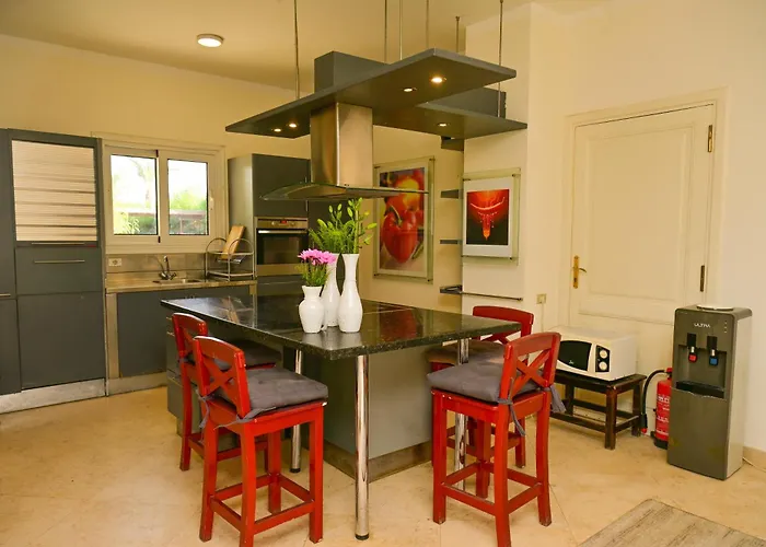 Breathtaking In El Gouna 15 Villa *